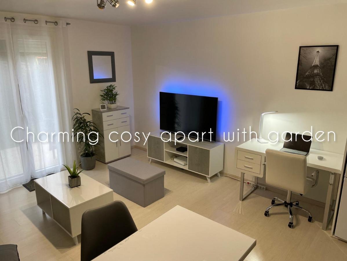 Charming Cosy Apart With Garden Free Parking Apartment Claye-Souilly Luaran gambar